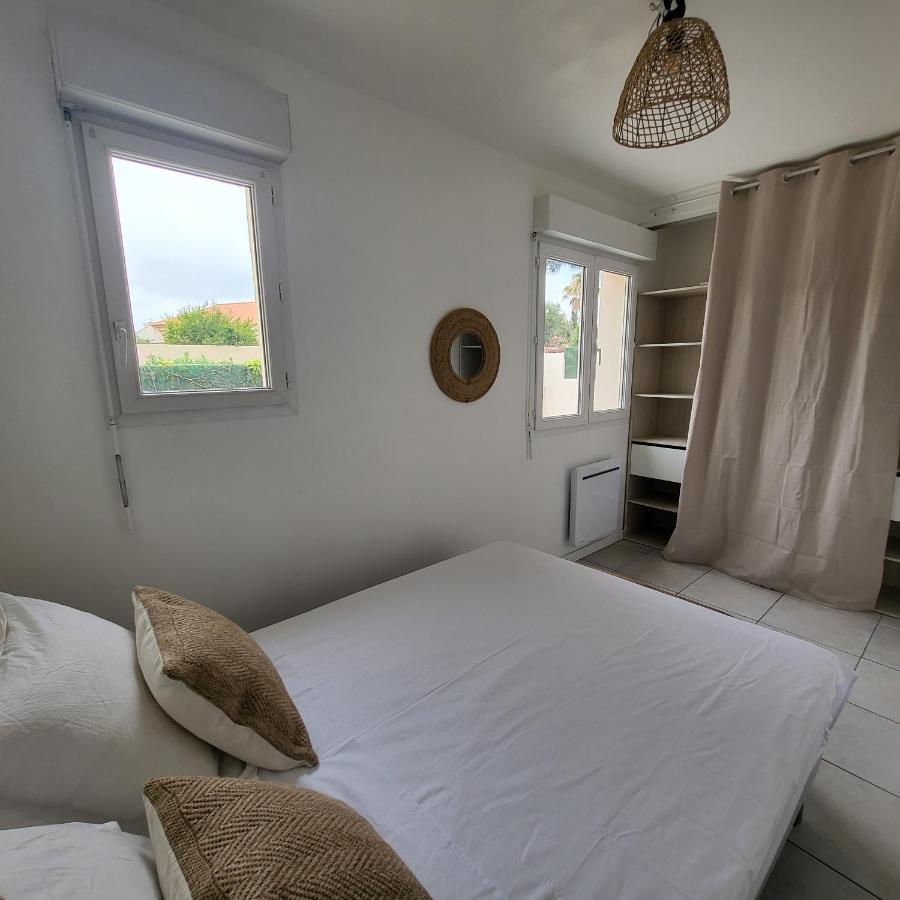 Bel Appartement Avec Jardin De 30M2 , Climatise Avec Parking Et Arrivee Autonome Cabestany Esterno foto